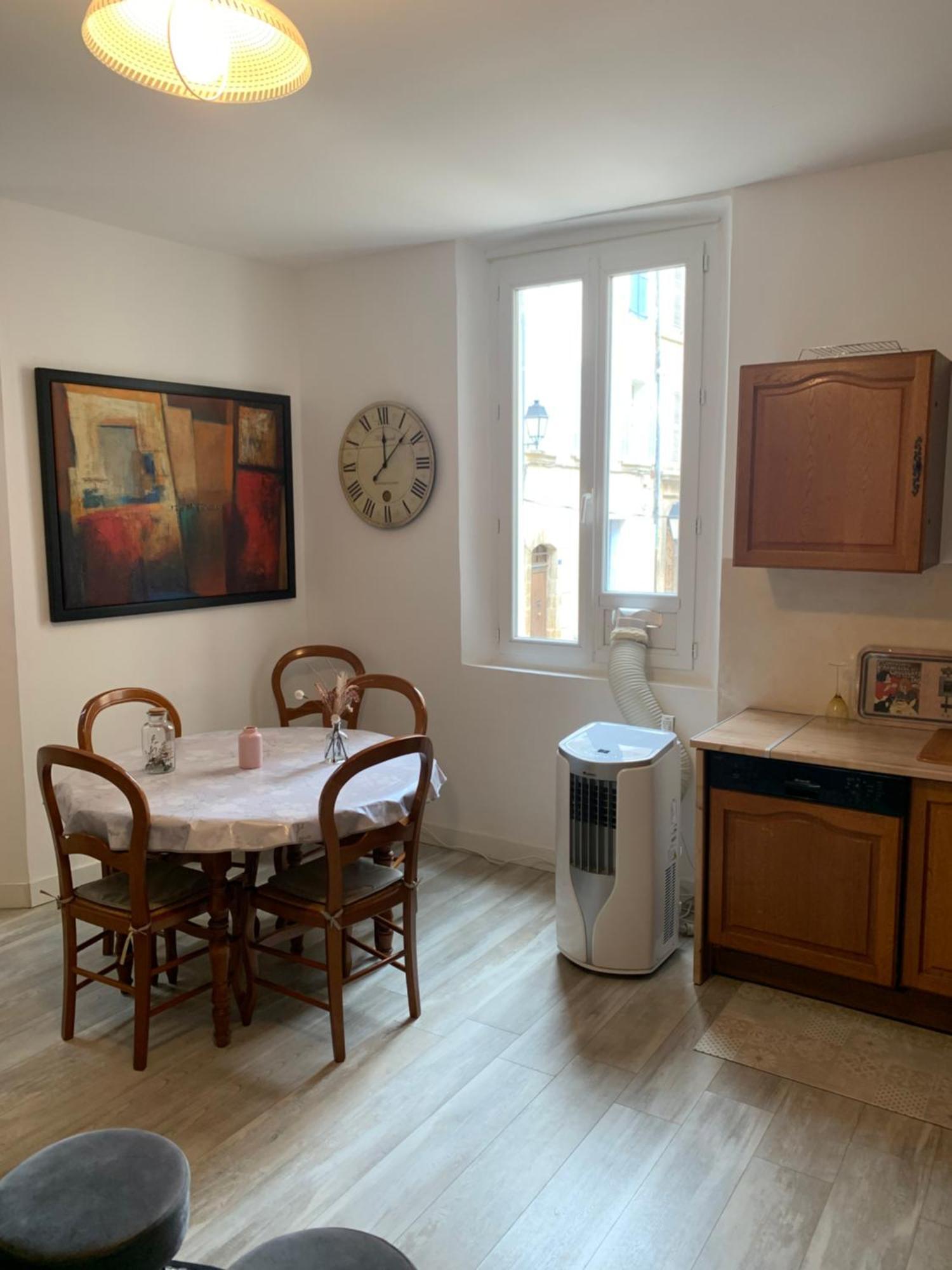 Fontaine Apartment Опс Екстериор снимка